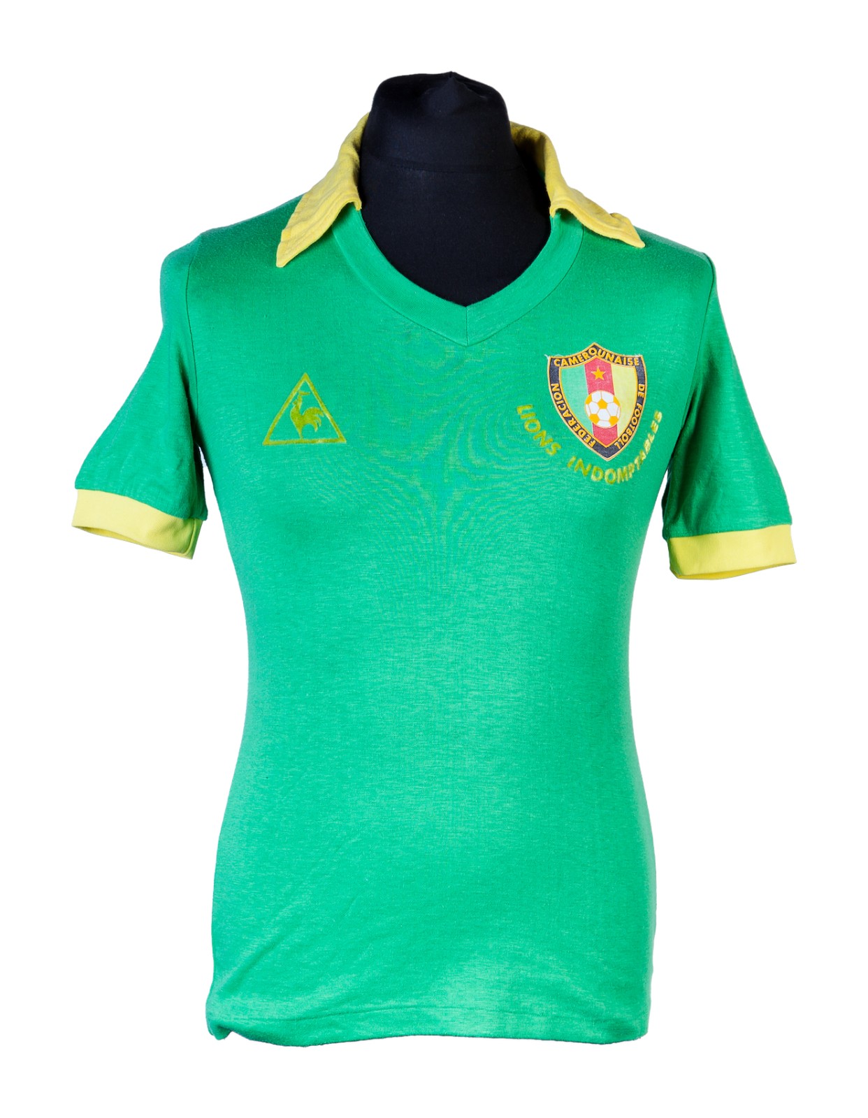 Primera equipación de Camerún 1982