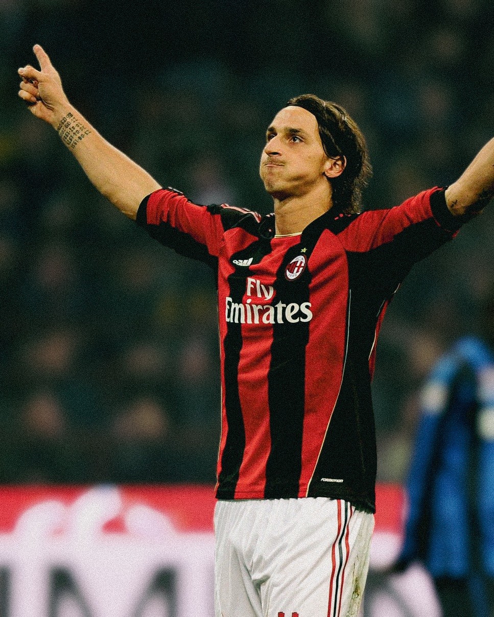 AC Milan 10-11 Local 3