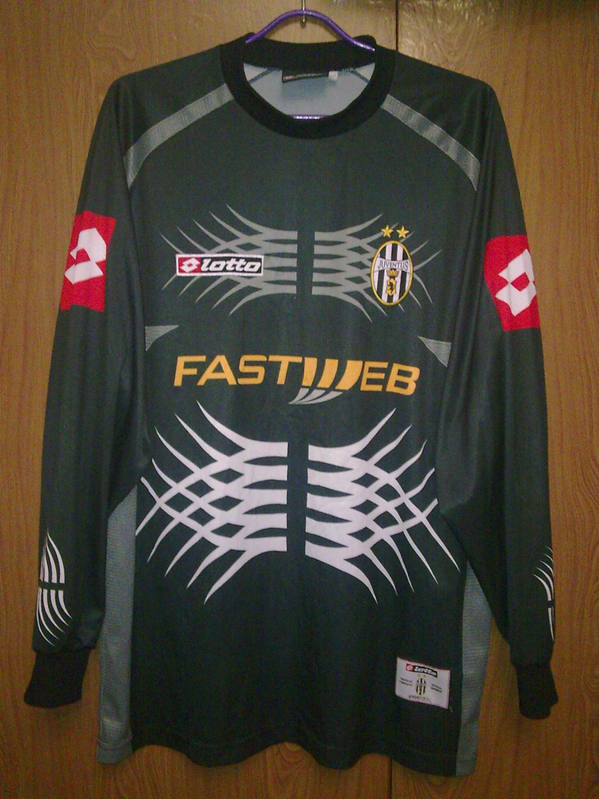 Juventus FC 01-02 Portero 2