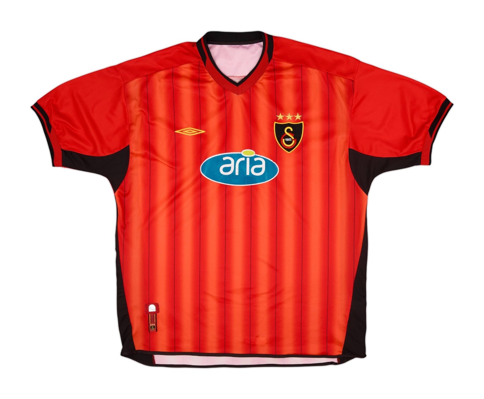 Tercera equipación de Galatasaray 03-04