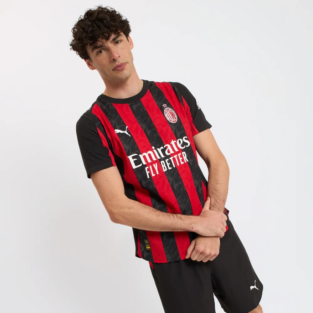AC Milan 25-26 Local 4