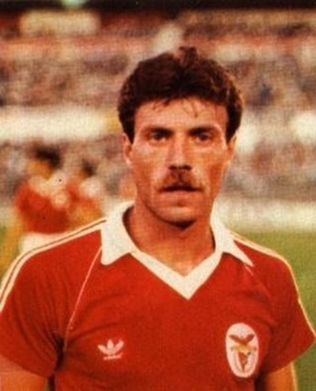 SL Benfica 81-82 Local 2