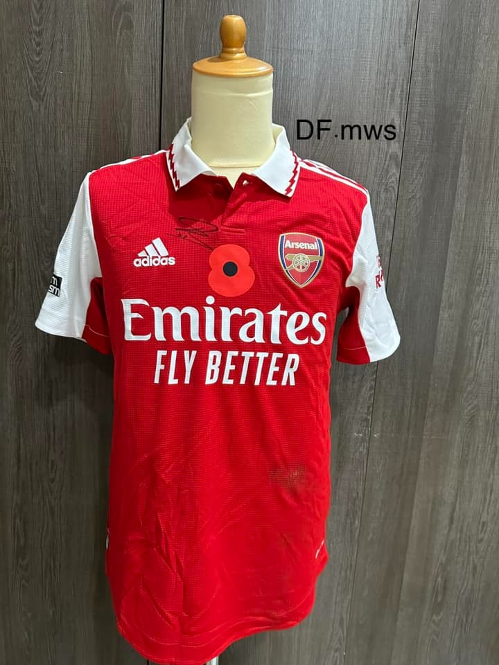 Arsenal FC 22-23 Local