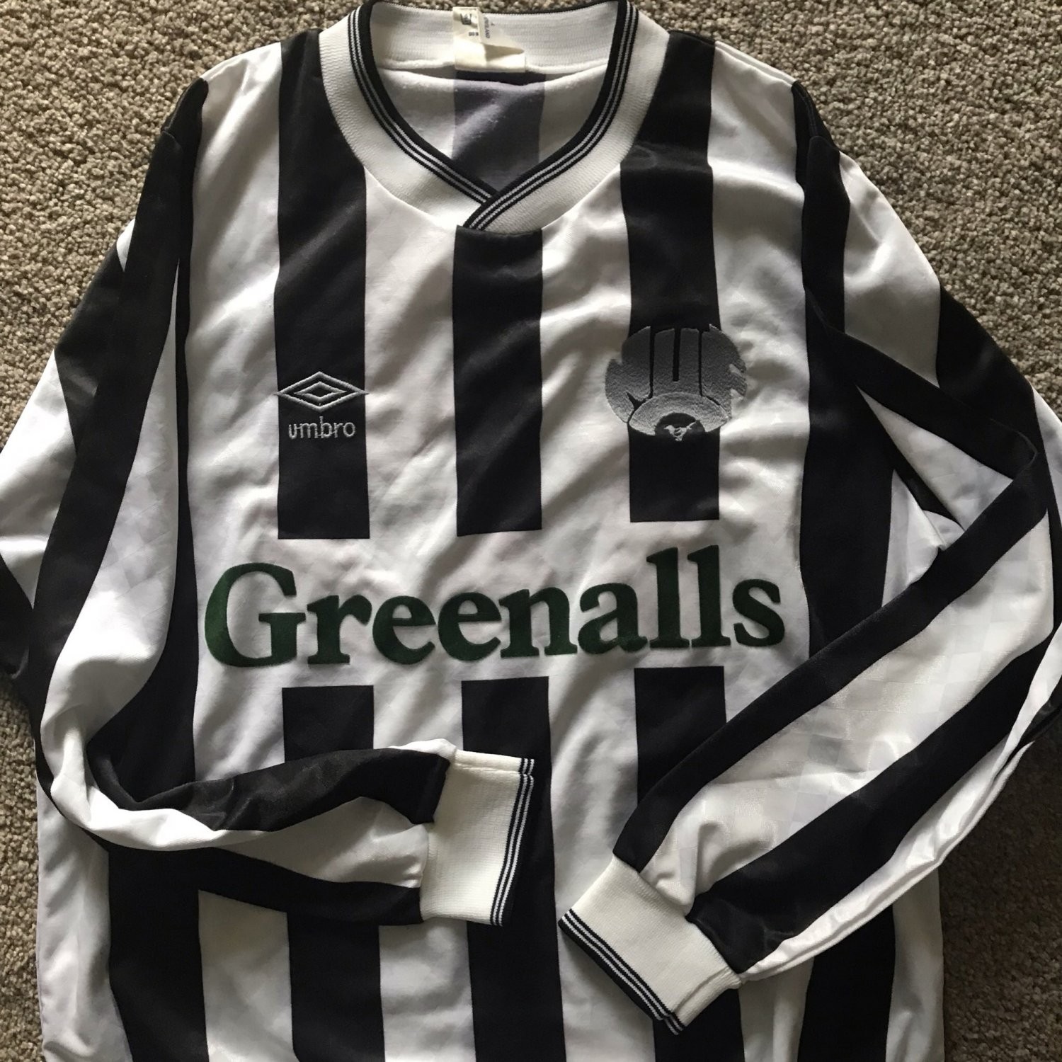 Newcastle United 86-87 Local 4