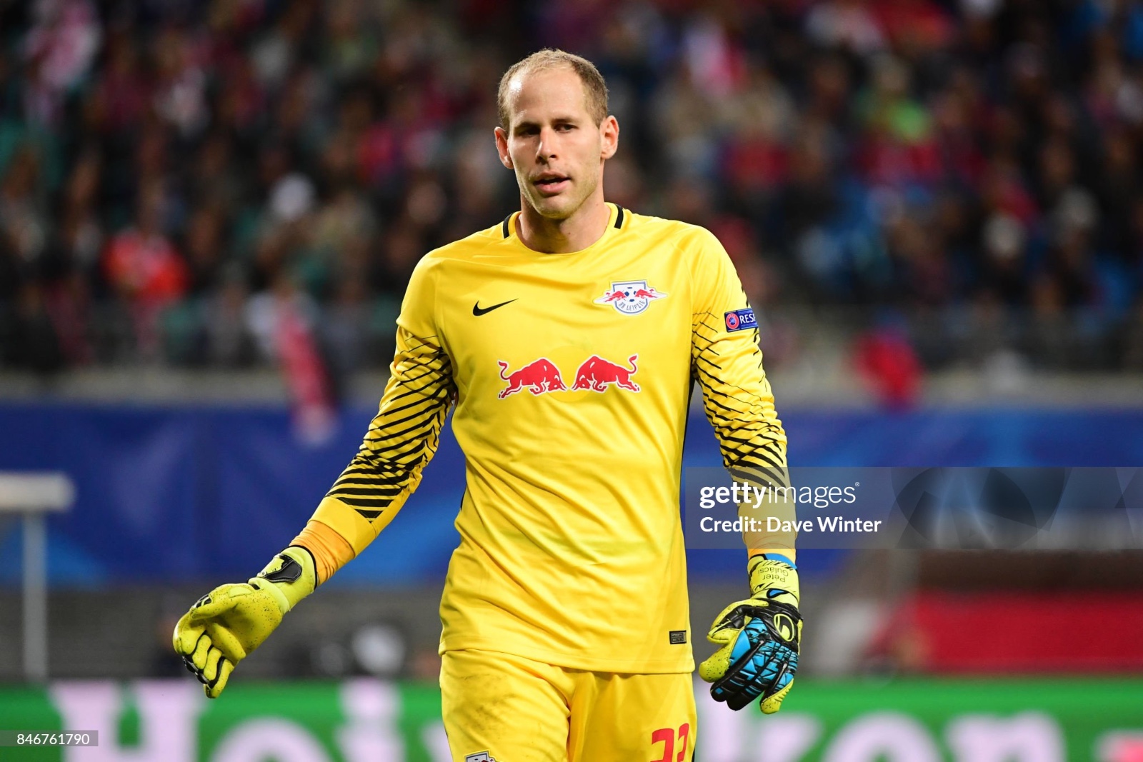 RB Leipzig 17-18 Portero 2