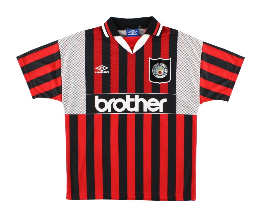 Segunda equipación de Man City 95-96