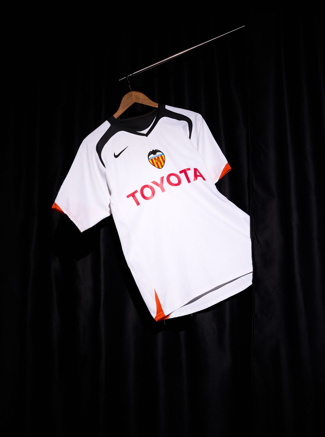 Valencia CF 05-06 Local 3