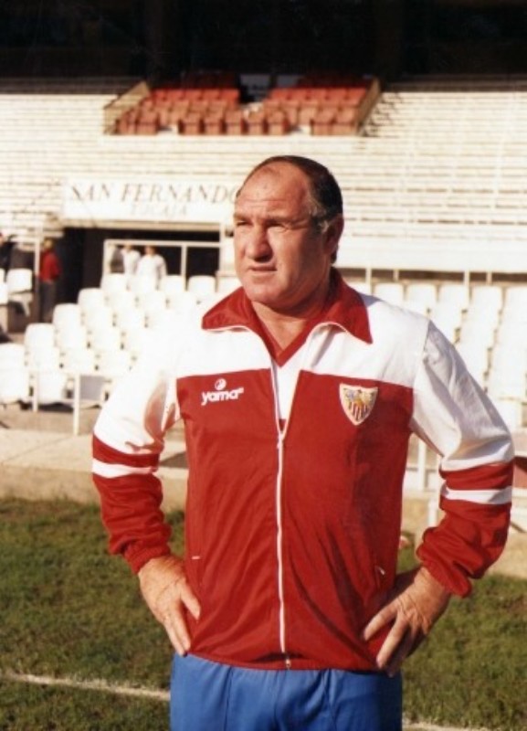 Equipación especial de Sevilla FC 83-84