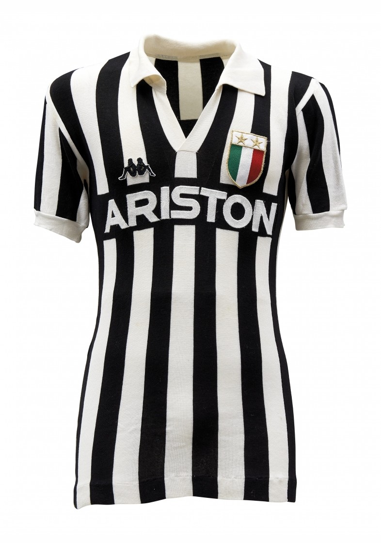 Primera equipación de Juventus 86-87
