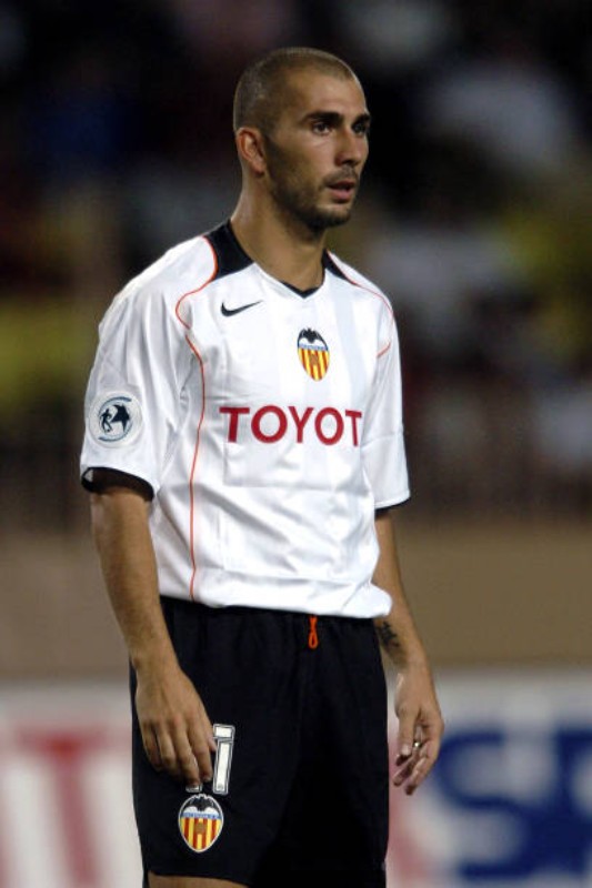 Equipación especial de Valencia 04-05