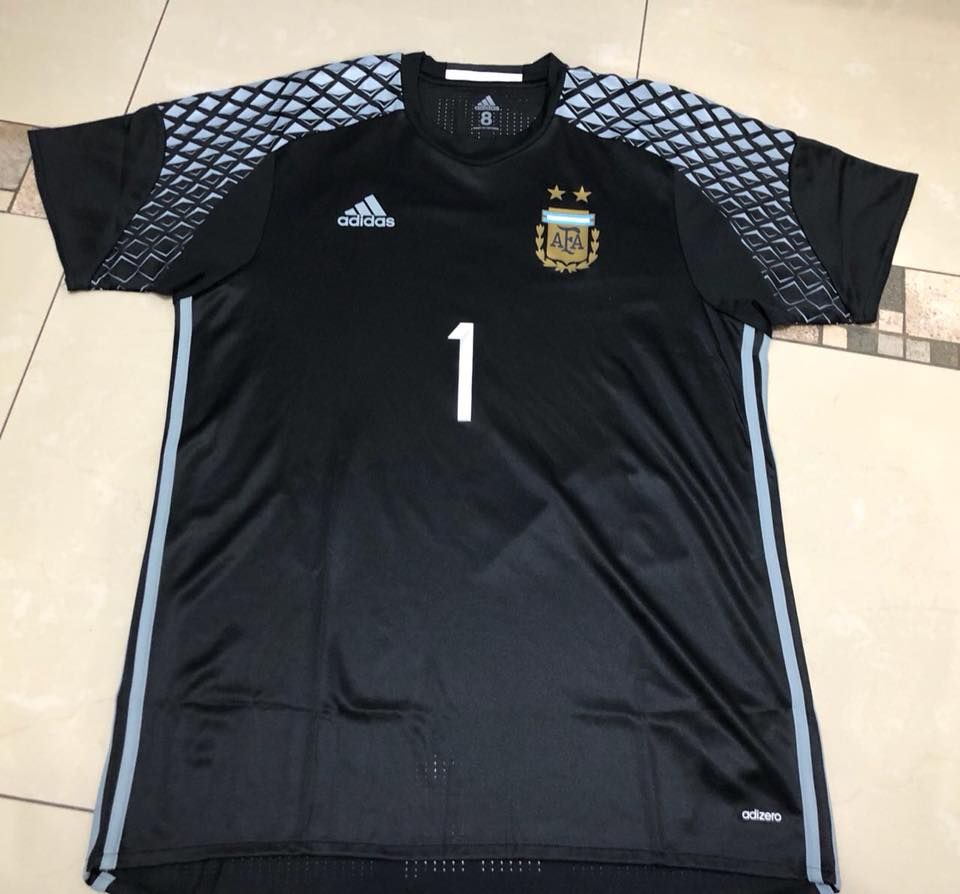 Equipación de portero de Argentina 2016