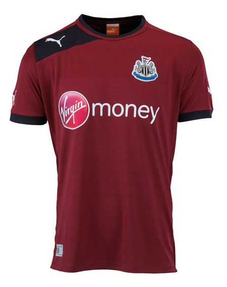 Segunda equipación de Newcastle 12-13