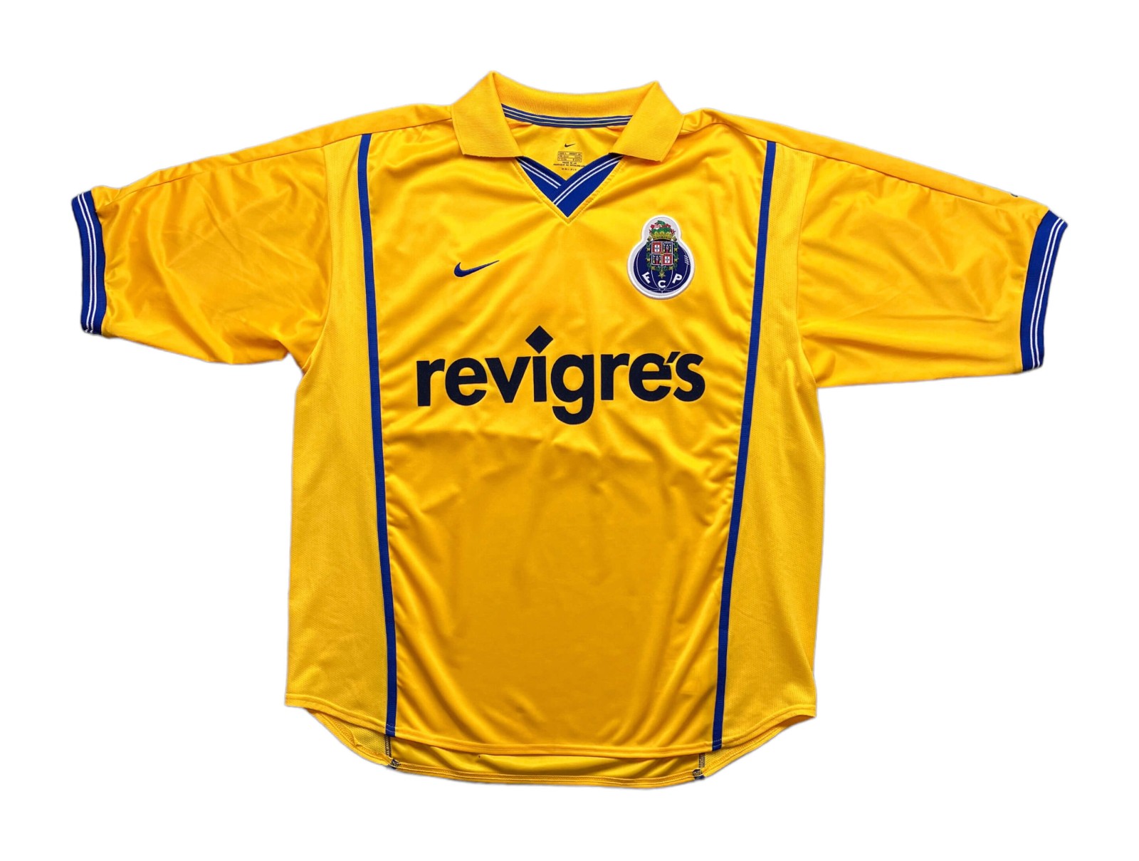 Segunda equipación de Oporto 00-01