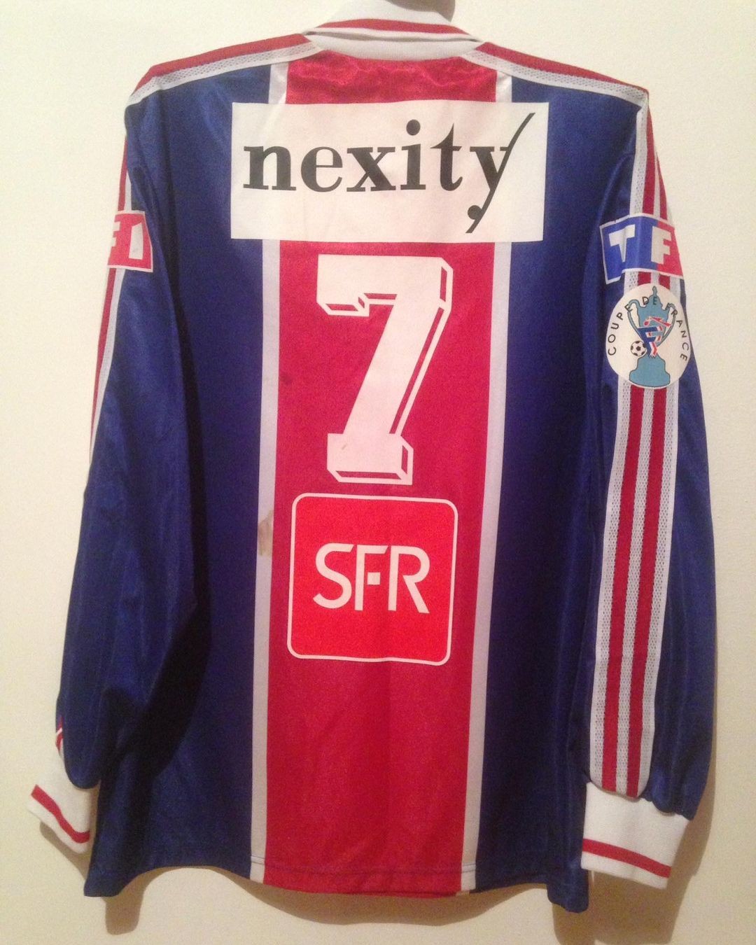 Paris Saint-Germain 01-02 Local 3