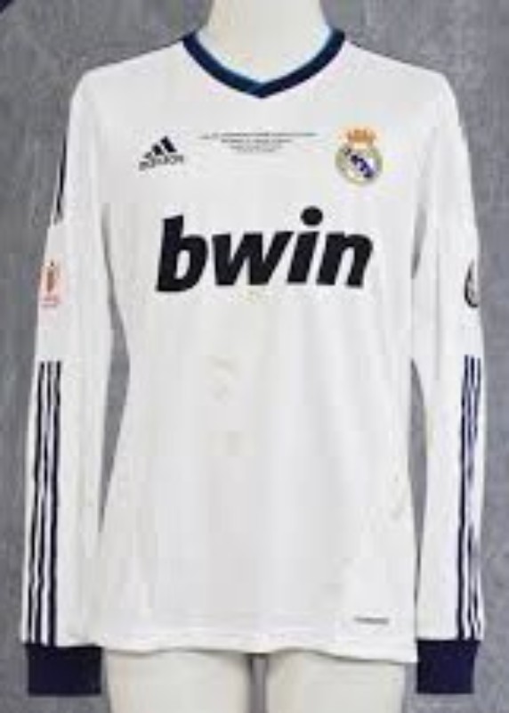 Equipación especial de Real Madrid 12-13