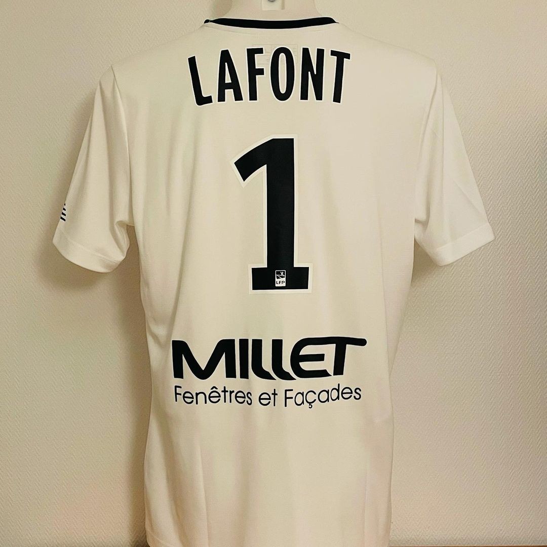 FC Nantes 19-20 Portero 3