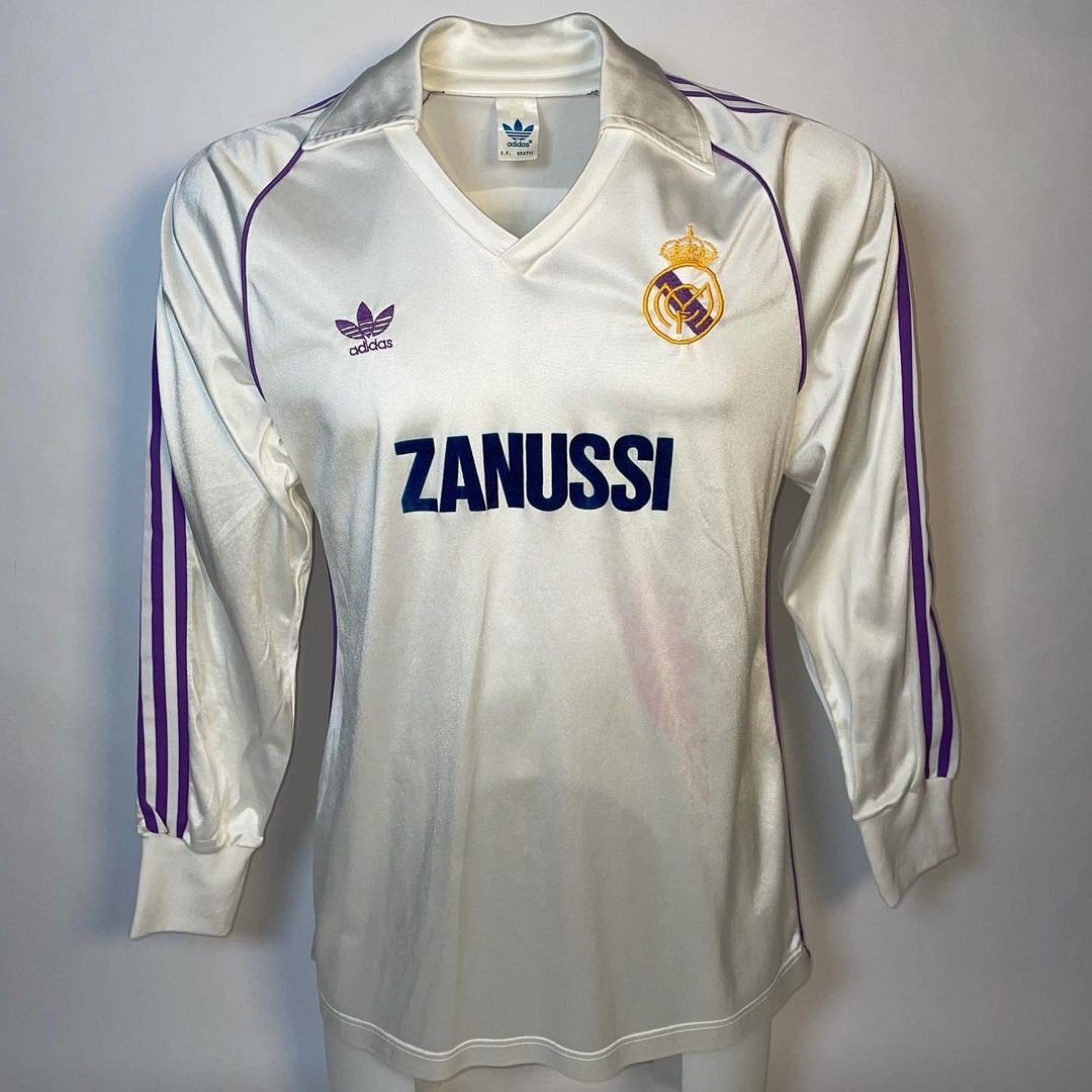 Primera equipación de Real Madrid 83-84
