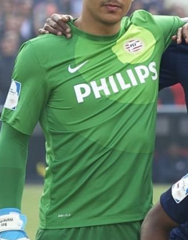 Equipación de portero de PSV 13-14