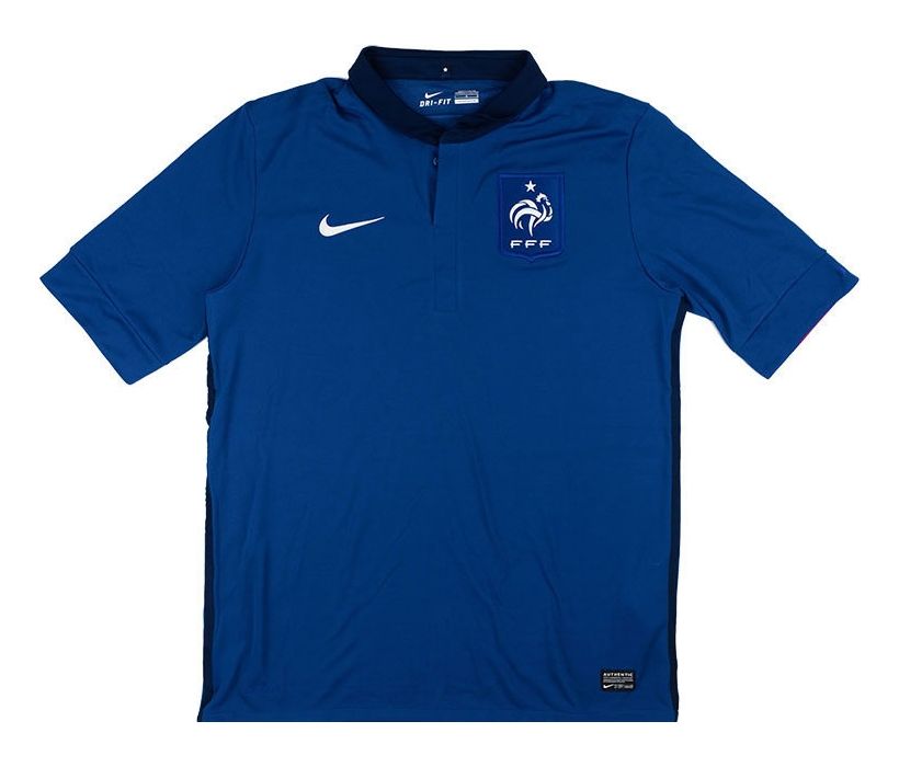 Primera equipación de Francia 2011