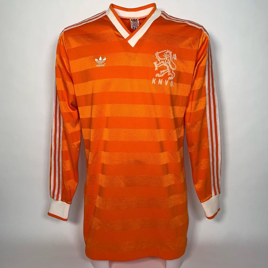 Primera equipación de Países Bajos 1986