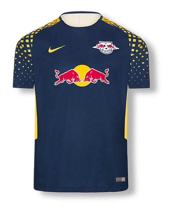 Segunda equipación de Leipzig 17-18