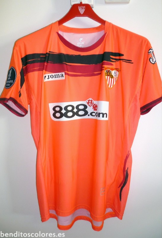 Segunda equipación de Sevilla FC 06-07