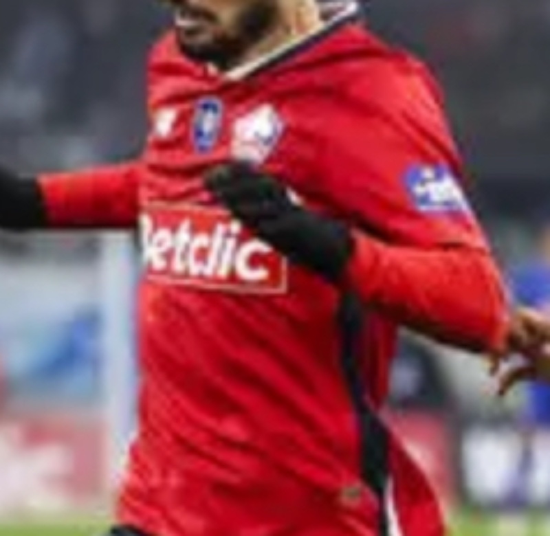 Primera equipación de Lille 24-25