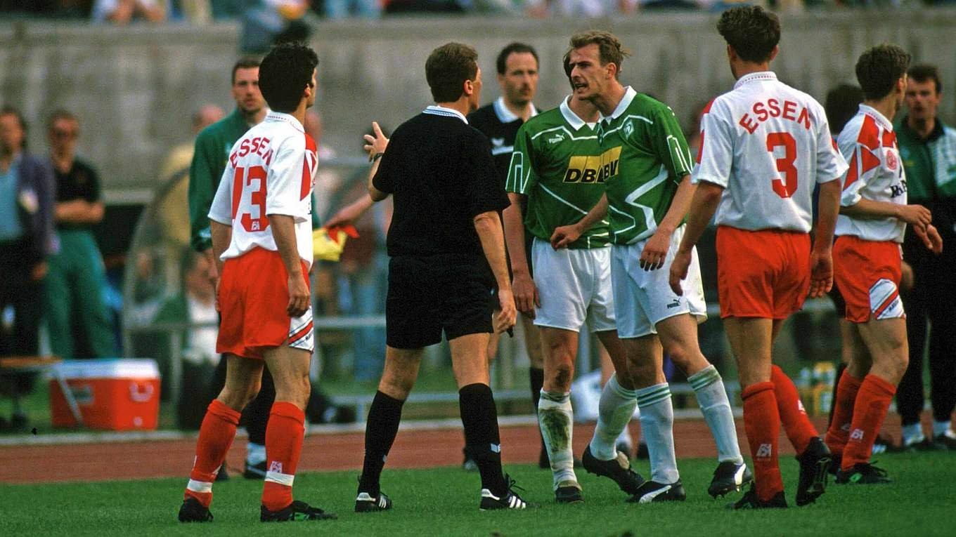 Werder Bremen 93-94 Visitante 4