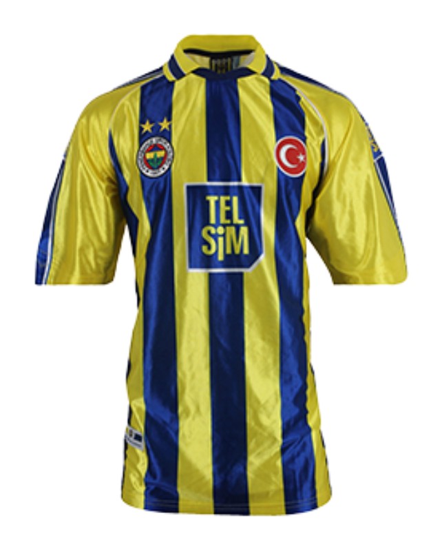 Primera equipación de Fenerbahçe 01-02
