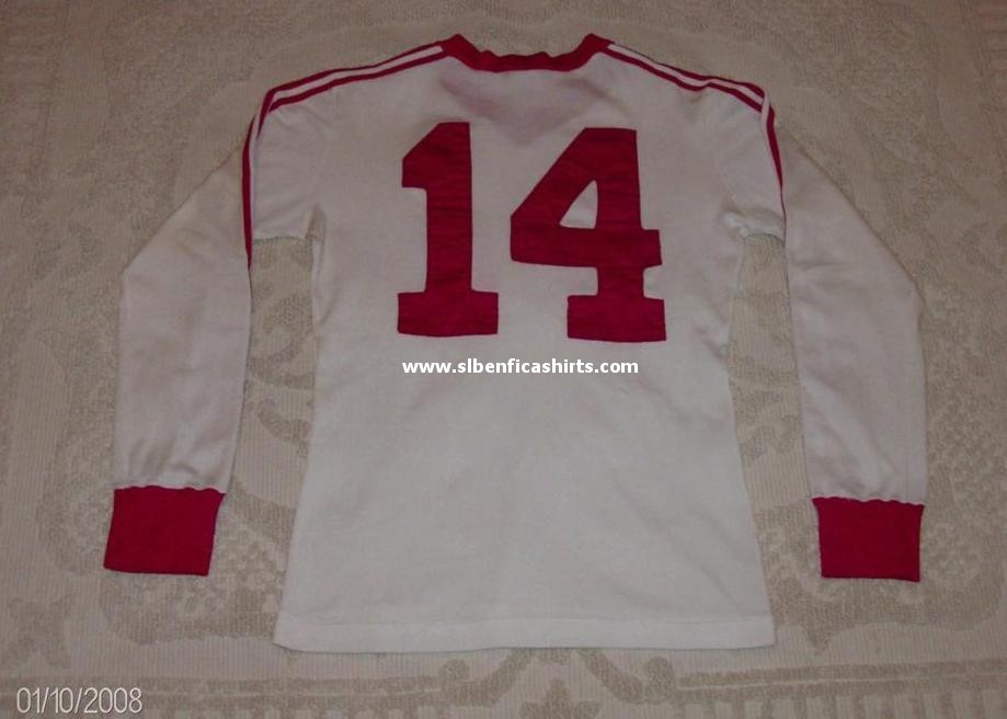 SL Benfica 78-79 Visitante 2