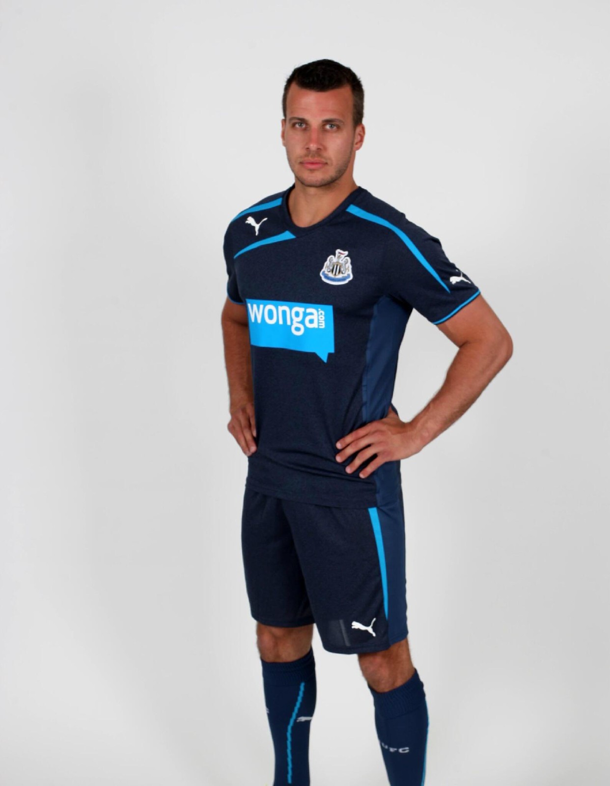 Newcastle United 13-14 Visitante 2