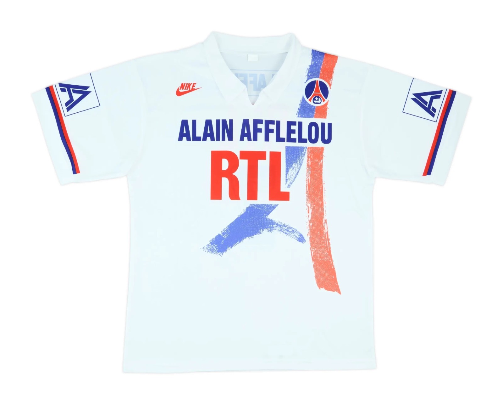 Primera equipación de Paris Saint-Germain 90-91