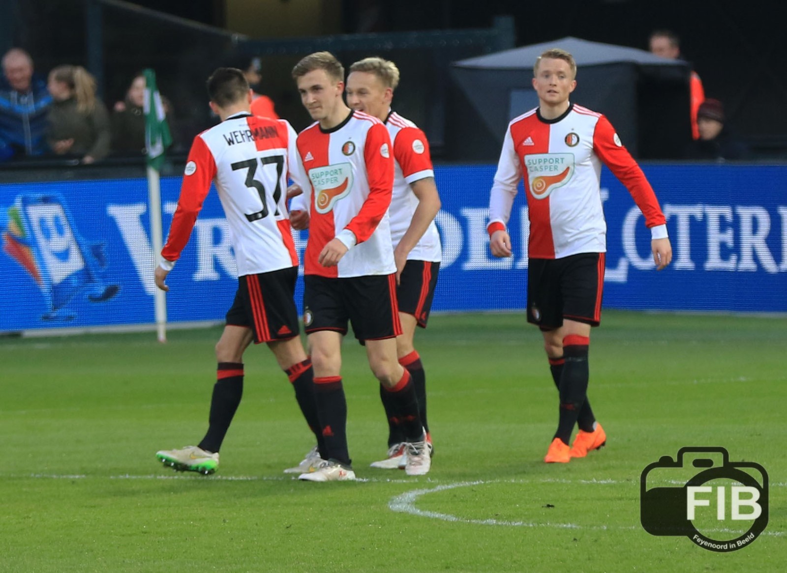 Feyenoord 17-18 Local 4