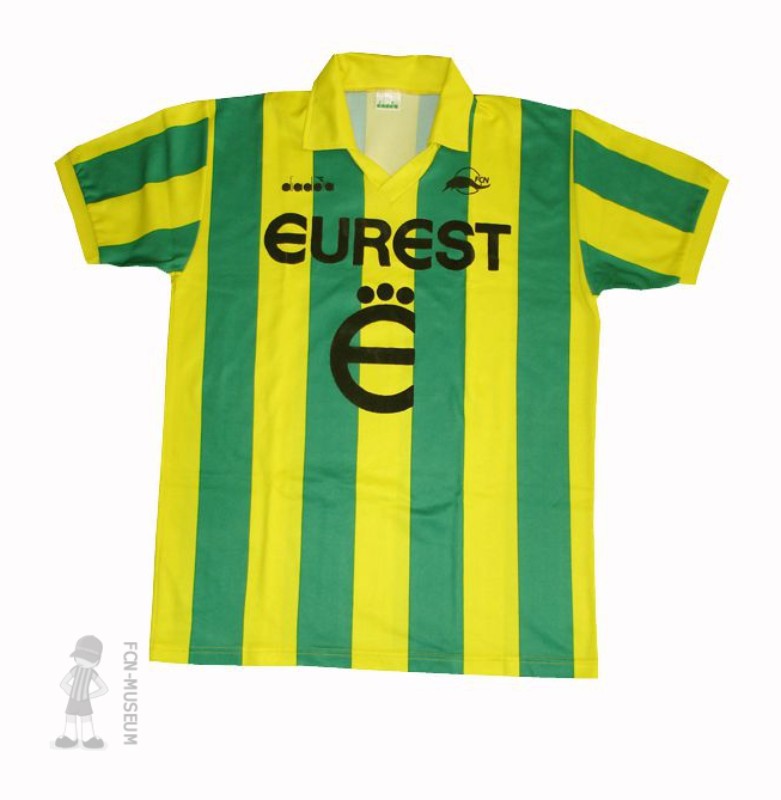 FC Nantes 93-94 Local 3