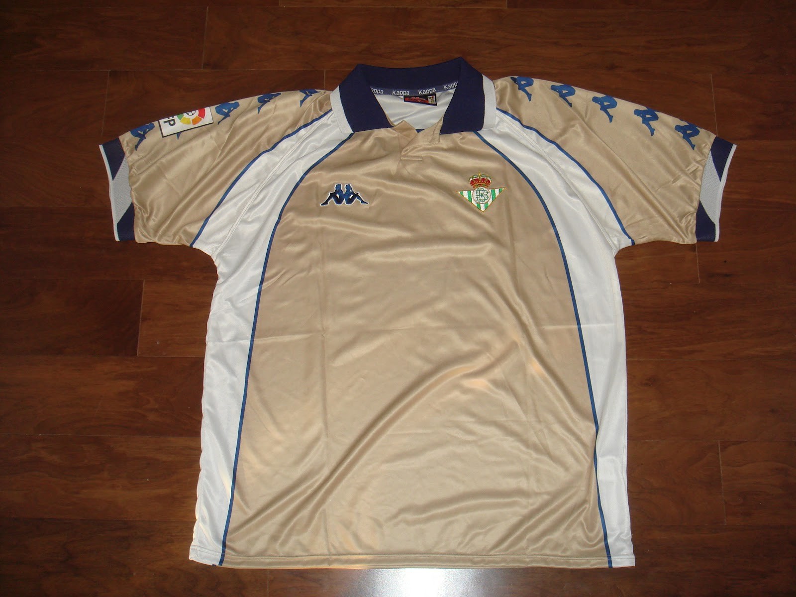 Real Betis 00-01 Visitante 4