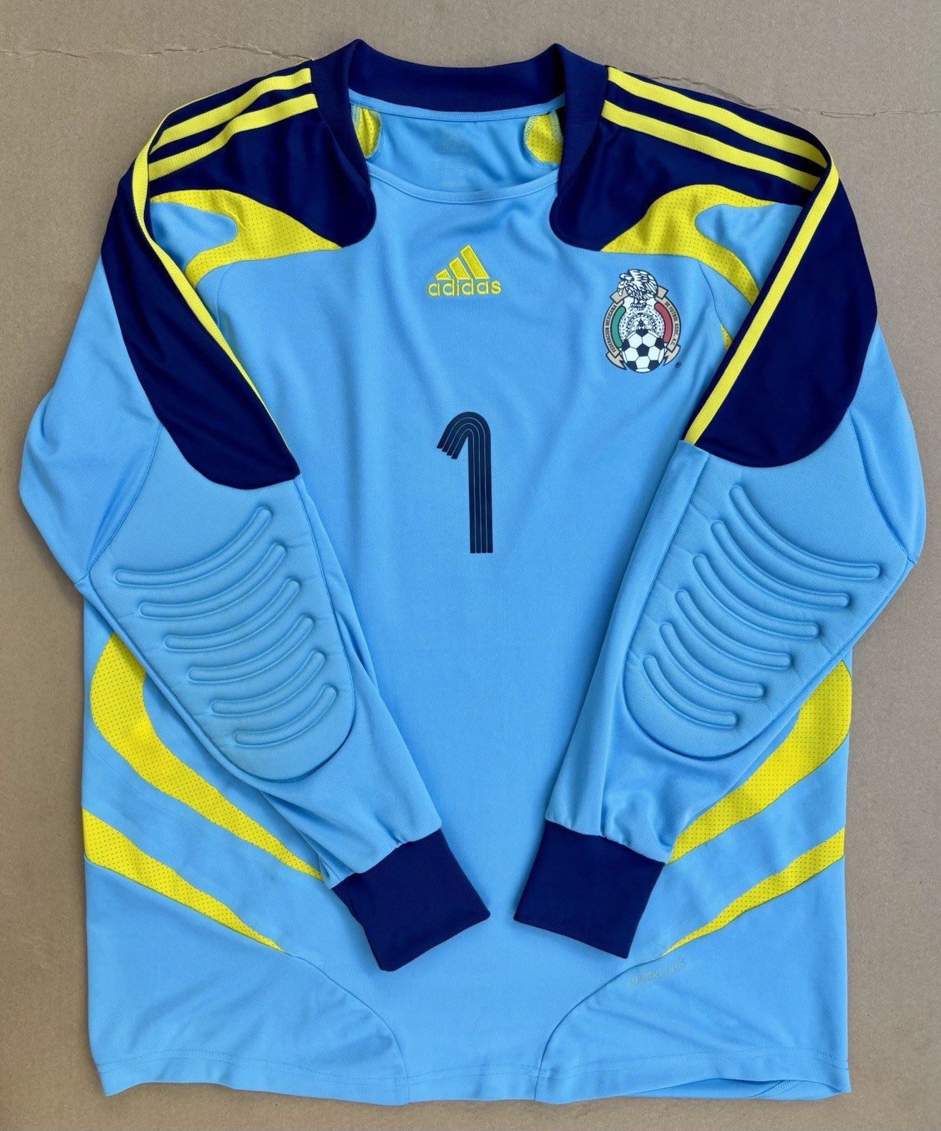 Equipación de portero de México 2007