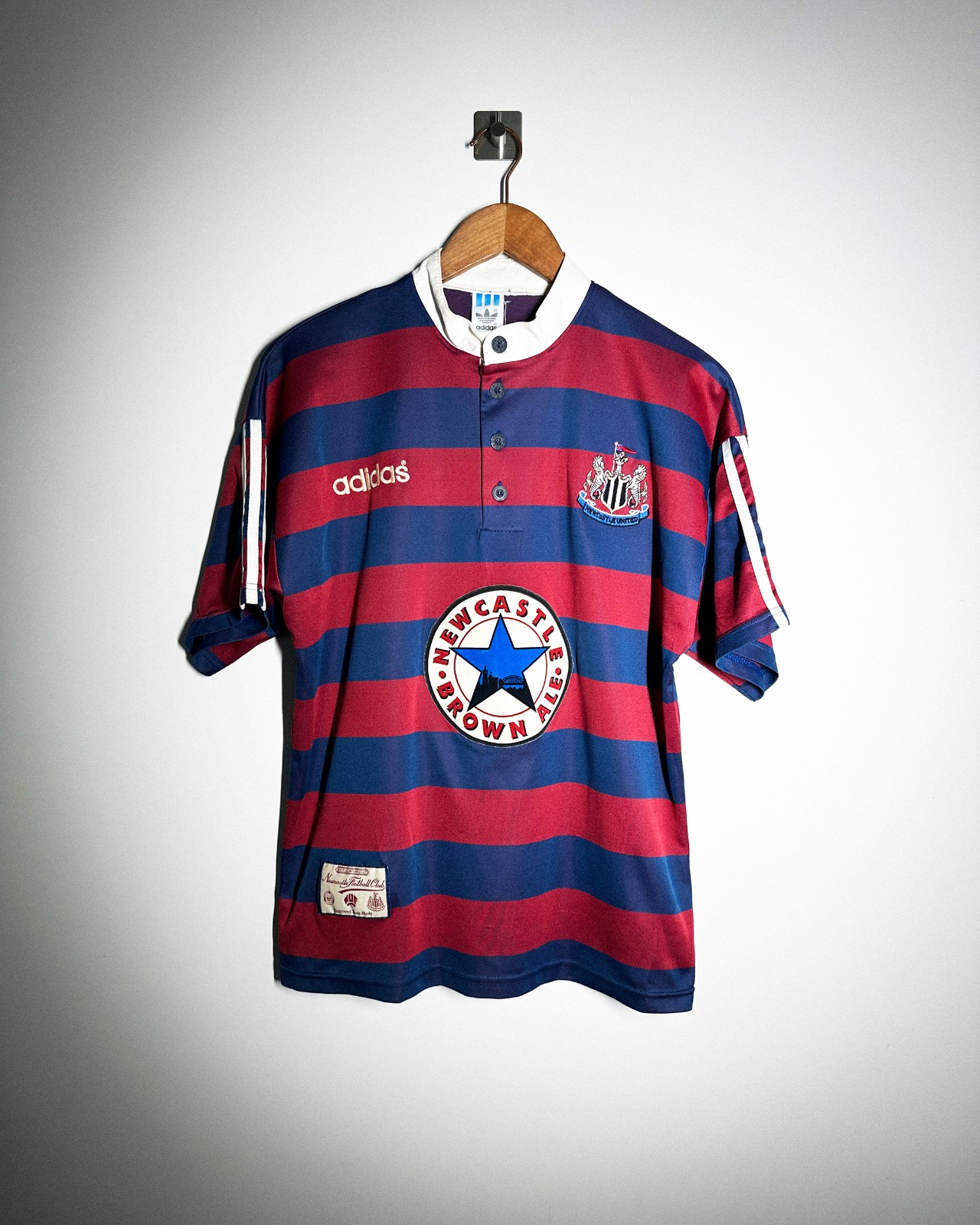 Newcastle United 95-96 Visitante 2