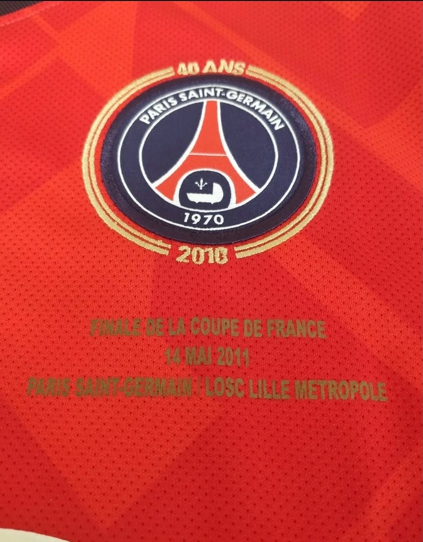 Equipación especial de Paris Saint-Germain 10-11