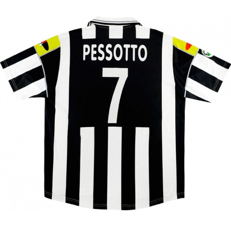 Juventus FC 00-01 Local 2