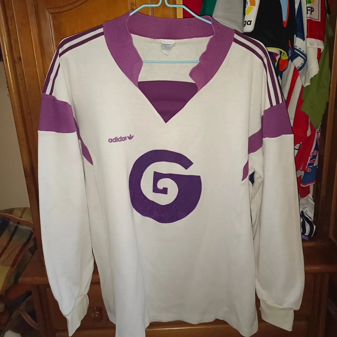 Primera equipación de Anderlecht 85-86