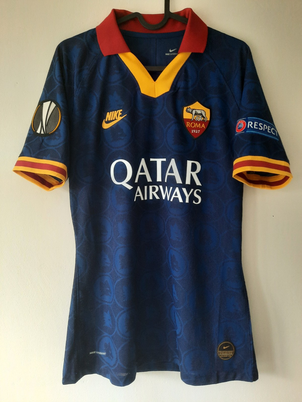 Equipación especial de Roma 19-20