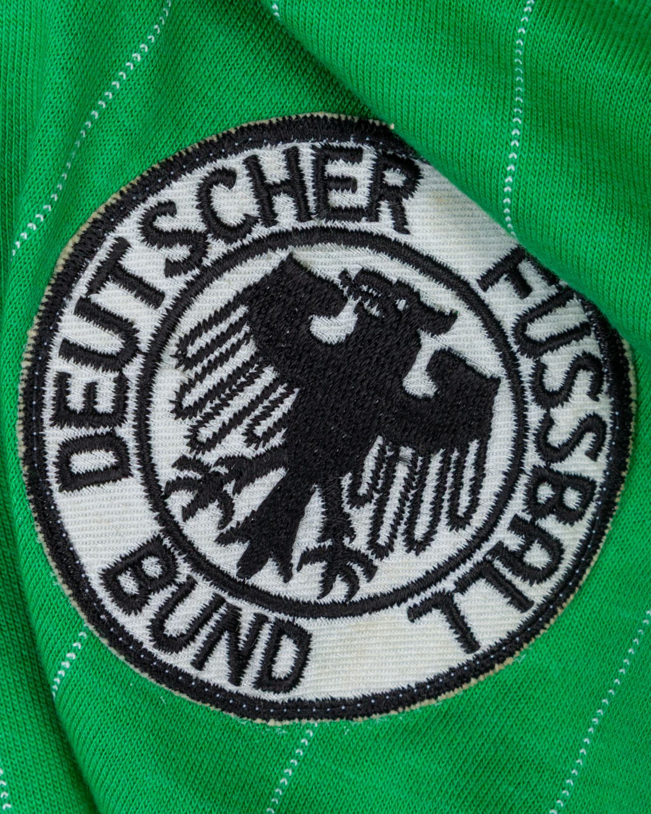 Alemania 82-83 Visitante 4