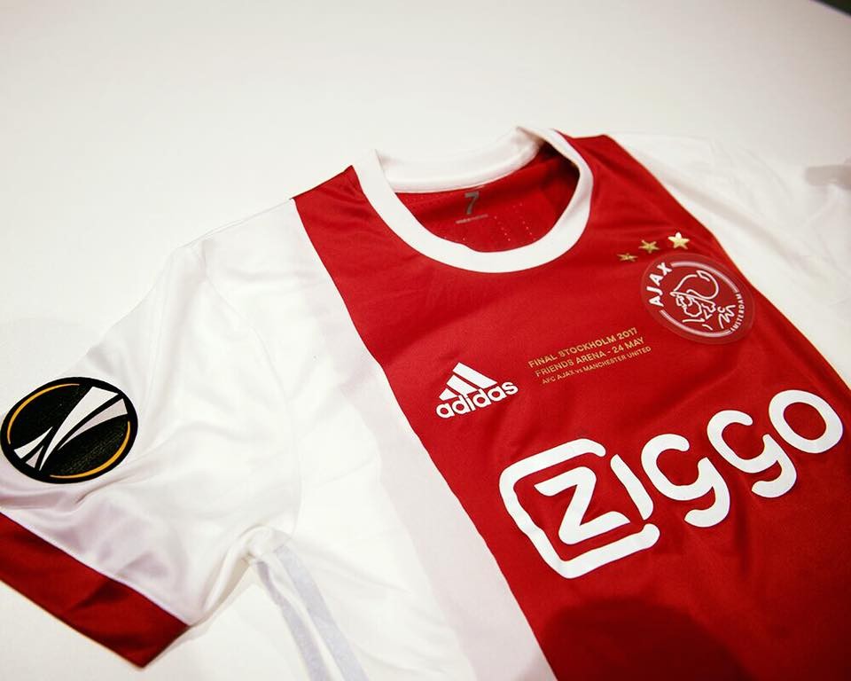 Ajax Amsterdam 16-17 Especial 3