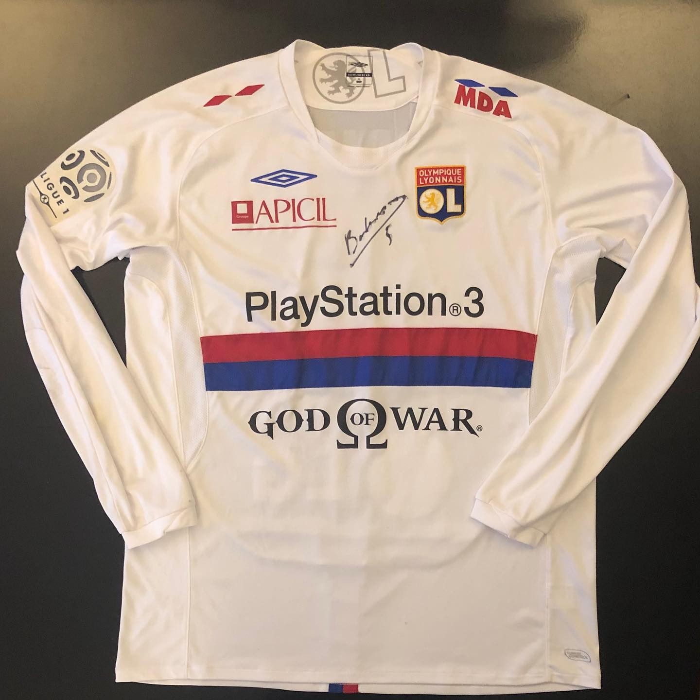Primera equipación de Olympique de Lyon 09-10