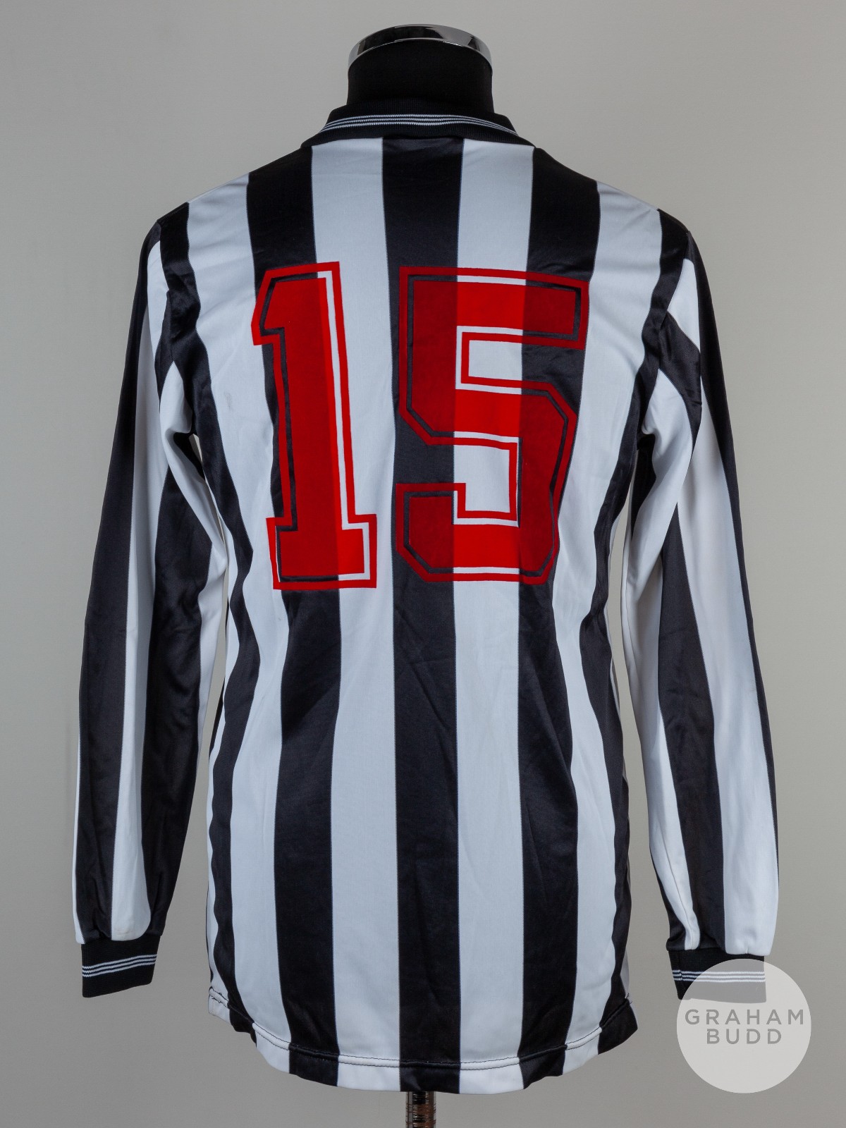 Newcastle United 83-84 Local 2