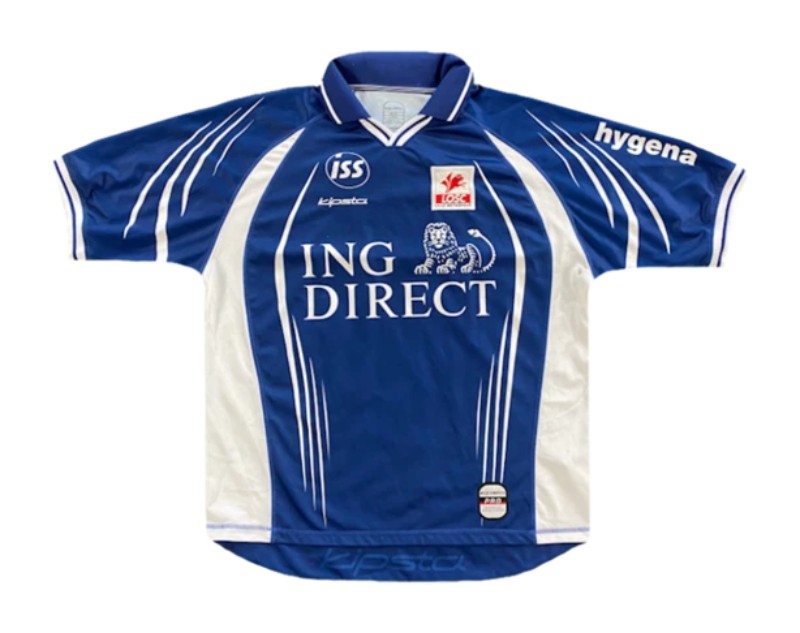 Tercera equipación de Lille 01-02