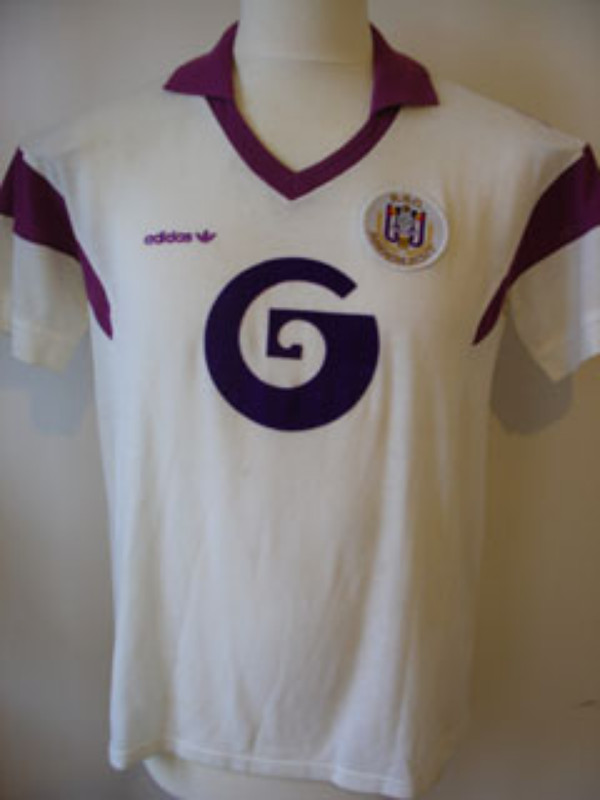Primera equipación de Anderlecht 86-87