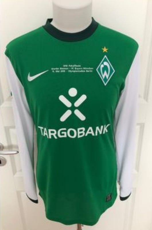 Primera equipación de Werder Bremen 09-10