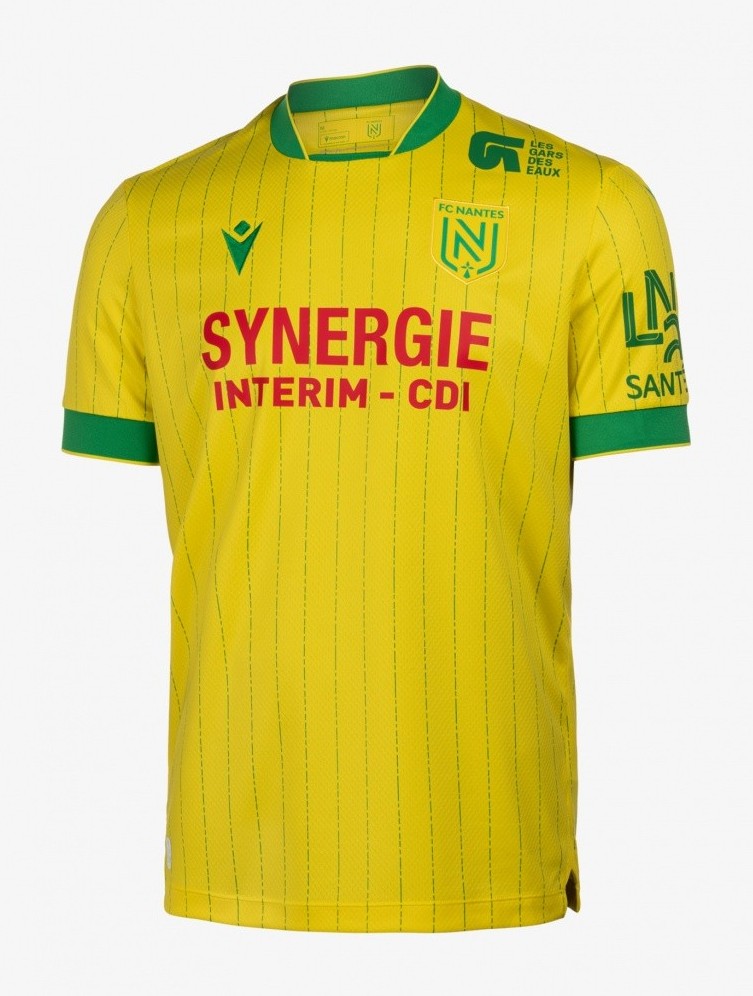 Primera equipación de Nantes 25-26