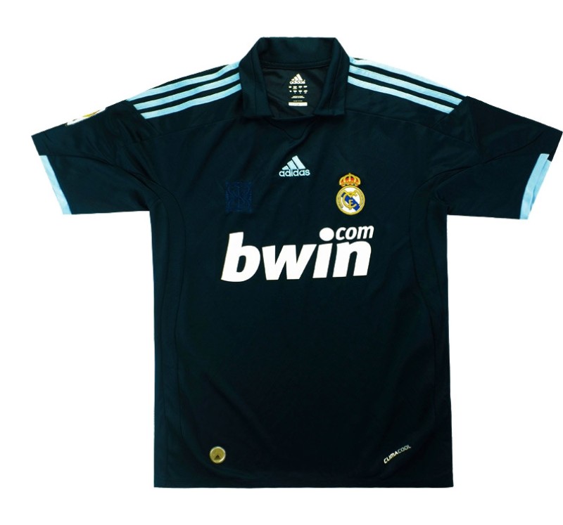 Segunda equipación de Real Madrid 09-10
